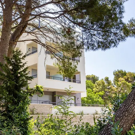 Beachfront Pebble Srzic Daire